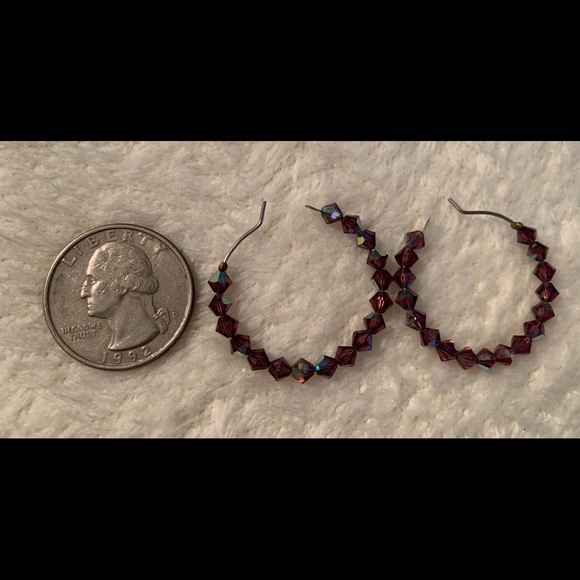 Four sets of earrings - Picture 7 of 12